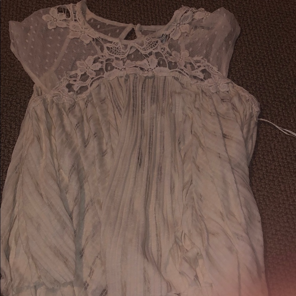 White Lacey free people too